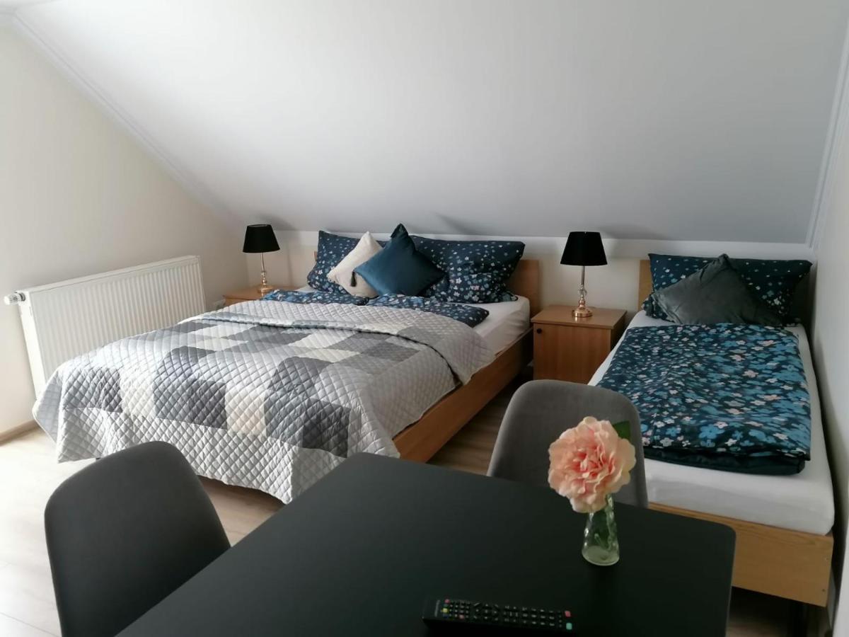 Vierbettzimmer mit Balkon